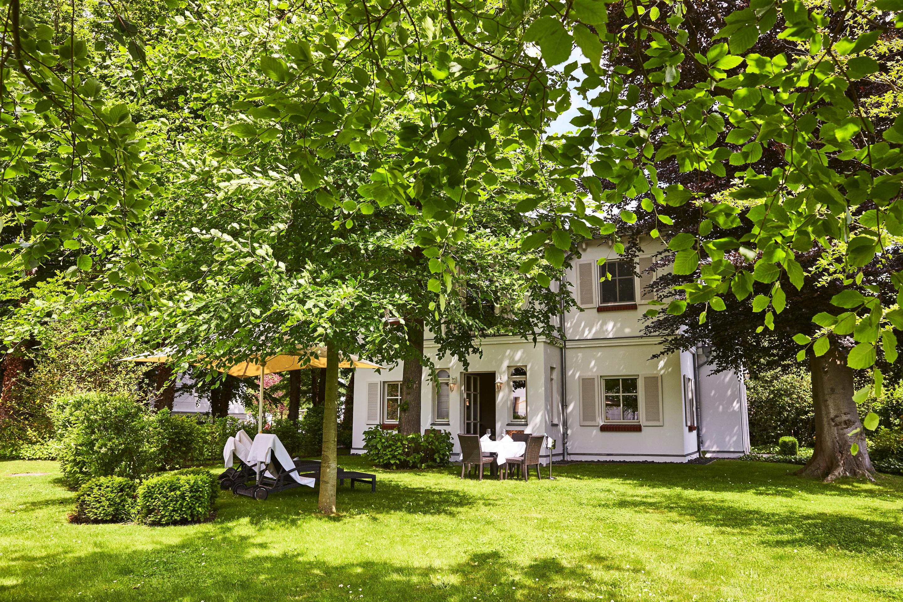 Strandhotel Zingst Exteriér fotografie The house of the German painter and writer August Macke in Meran